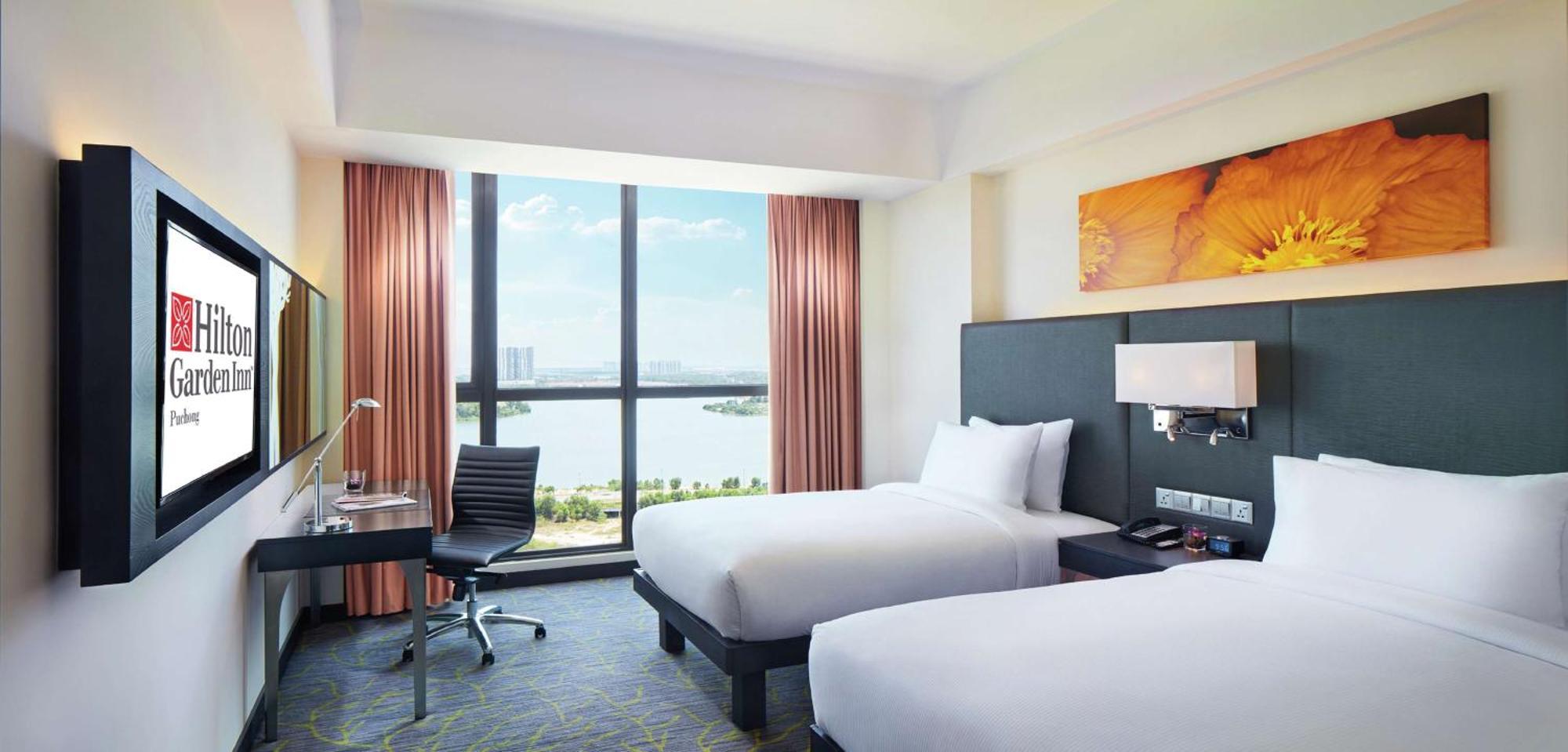 Hilton Garden Inn Puchong Exterior photo